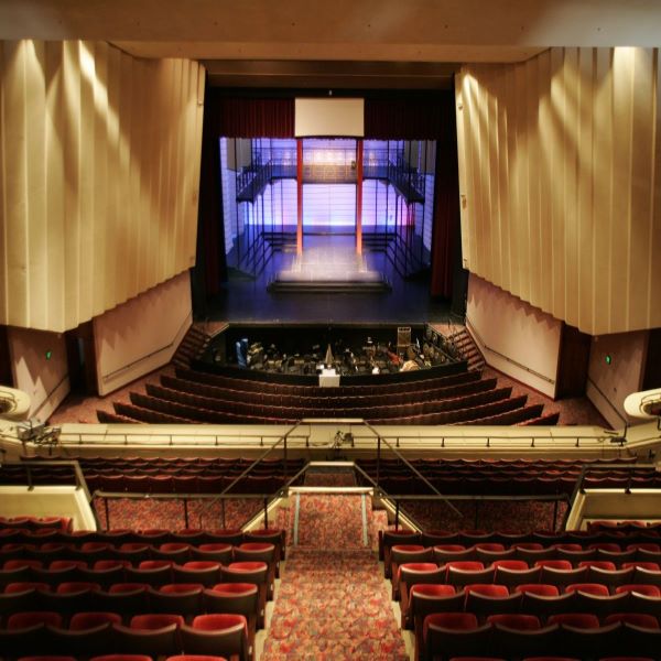 Fresno convention center william saroyan theatre d d a 